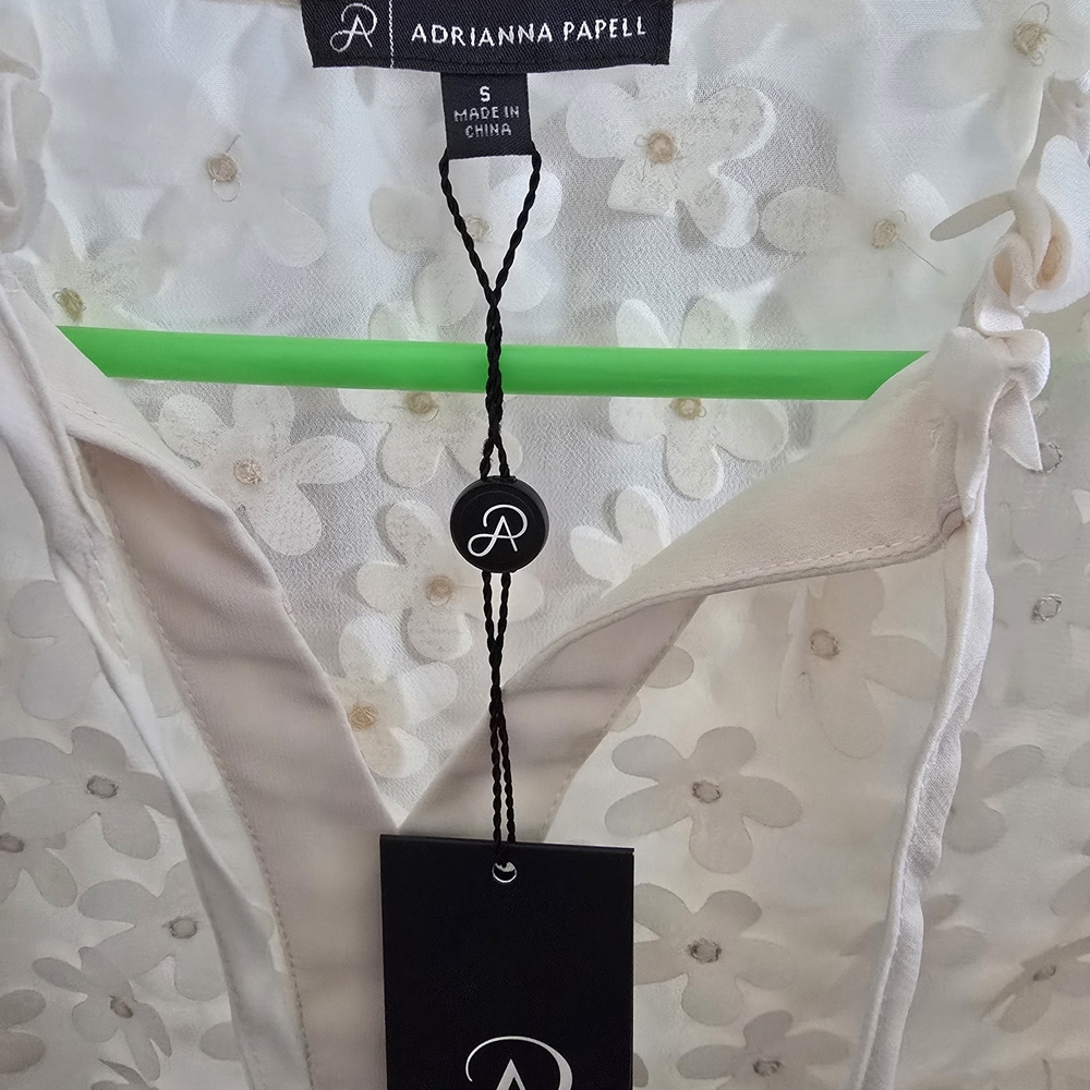 Adrianna Papell Cream Sheer Floral Appliqué Long Sleeve Blouse - Picture 3 of 3